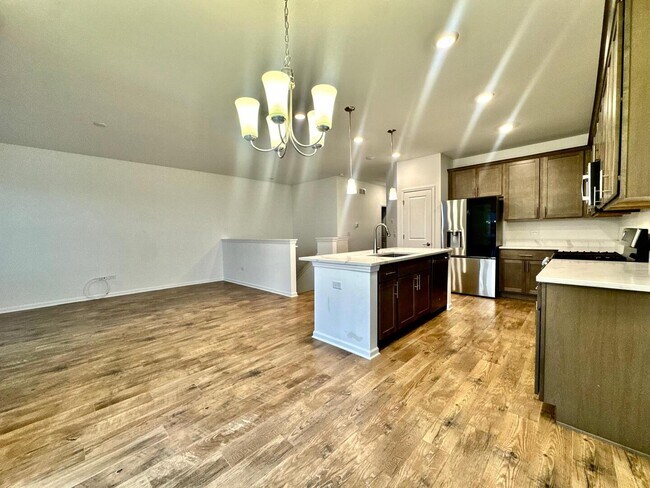 Foto del edificio - 4397 Chelsea Mnr Cir