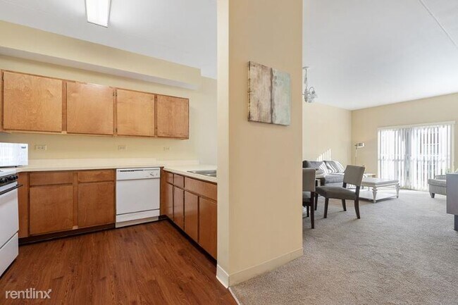 Building Photo - 2 br, 2 bath Condo - 16851 Harlem Ave