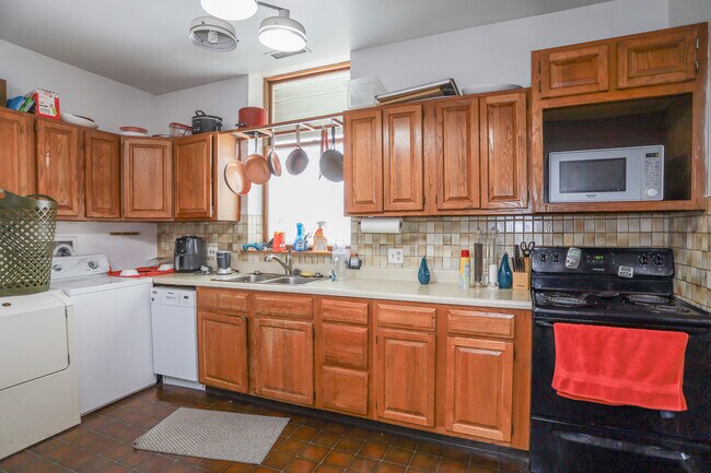 Foto del edificio - 1124 W Eddy St