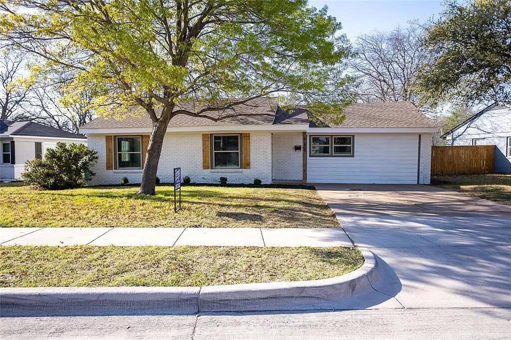 Front of house - 4128 Winfield Ave