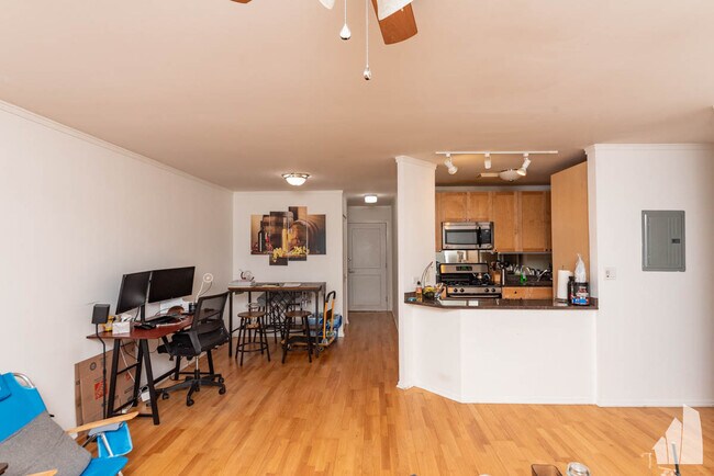 Foto del edificio - 6102 N Sheridan Rd