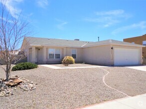 6045 Matamoros Rd NE, Rio Rancho, NM 87144 - House Rental in Rio Rancho ...