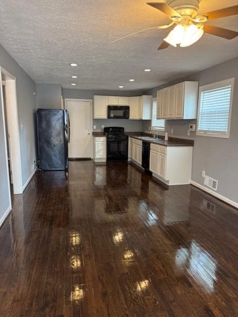 Building Photo - 3741 Hopkins Rd