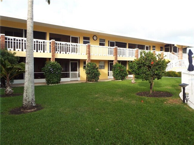 Foto del edificio - 2541 NE 11th St