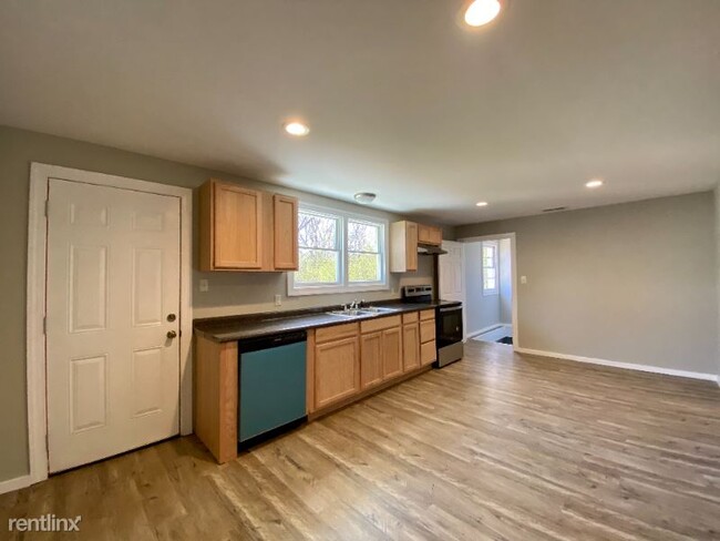 Building Photo - 4 br, 2 bath House - 203 Chelsea Lane