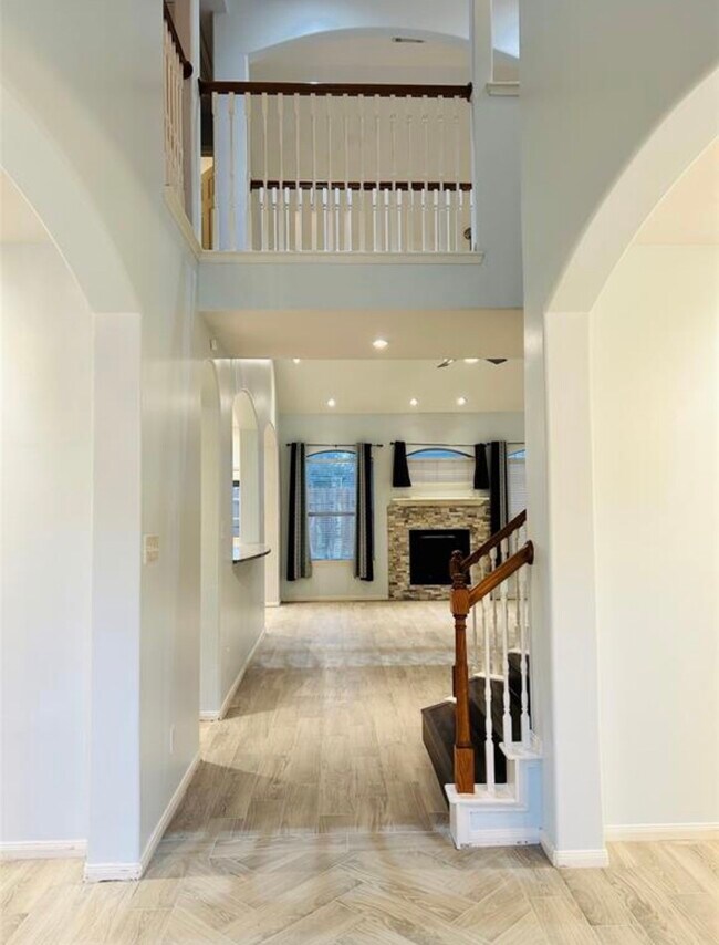 Foto del edificio - 9539 Still Cove Ln