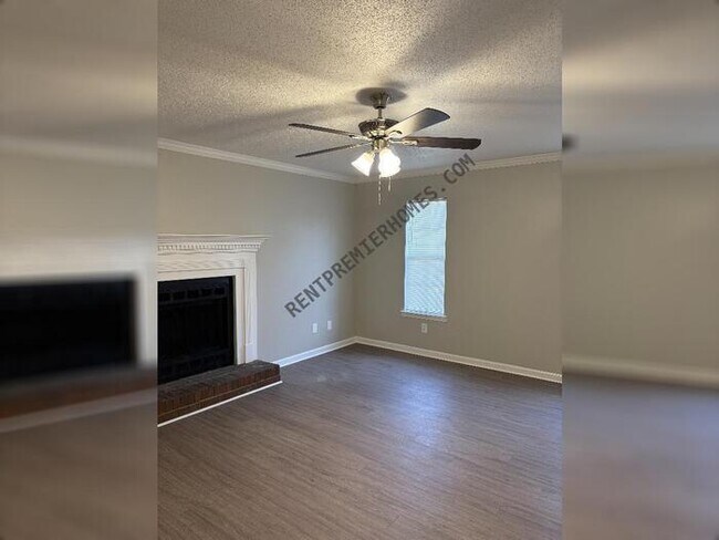 Foto del edificio - 602 Timber Hill Dr