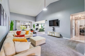 Building Photo - 784 Long Island Cir
