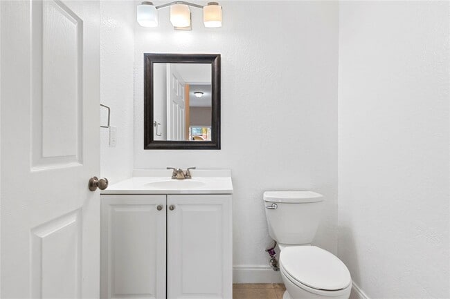 Building Photo - 1103 N Santa Catalina Cir
