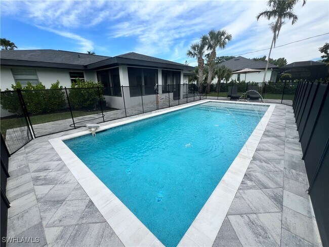 Foto del edificio - 1132 Cypress Woods Dr