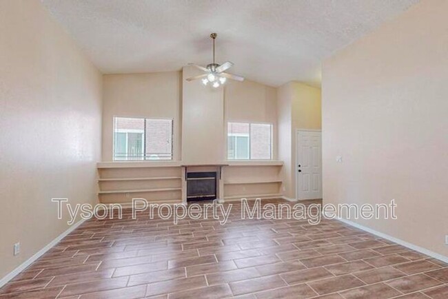 Building Photo - 7909 Cockatoo Ln NE