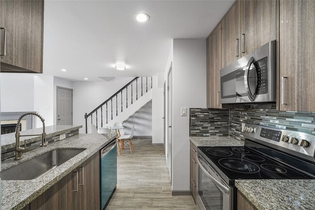 Photo - 10615 BRIAR FOREST DR Unit 102 Apartment
