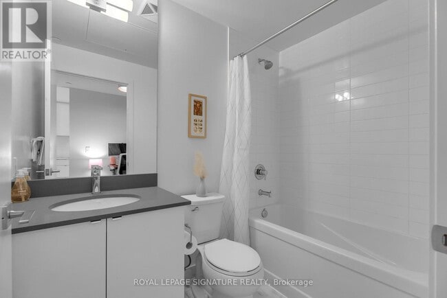 Photo du bâtiment - 49 E Liberty St