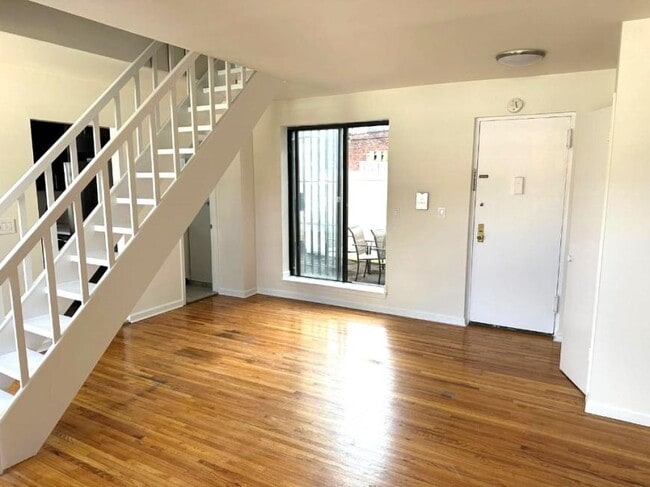 Building Photo - 2 bedroom in New York NY 10019