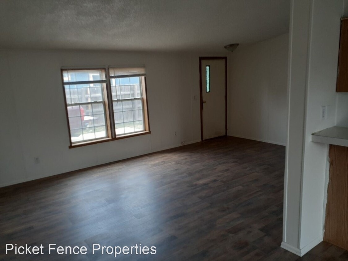 Building Photo - 3 br, 2 bath House - 8373 Monroe Circle