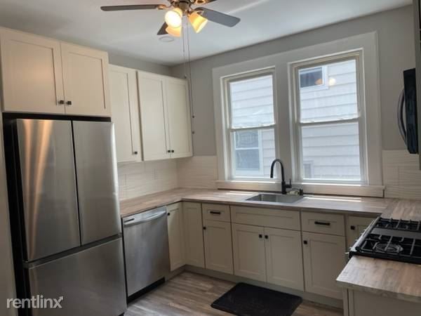 Building Photo - 3 br, 1 bath House - 19 4th St # 1