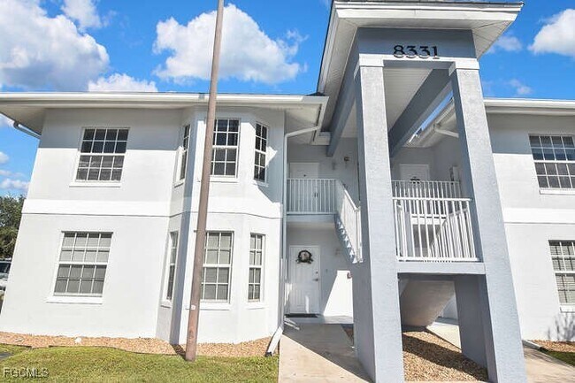 Foto del edificio - 8331 Bernwood Cove Loop