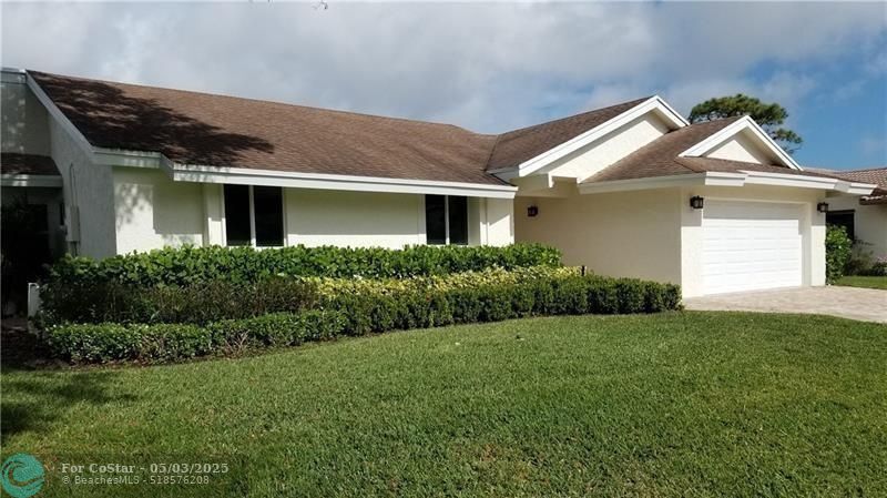 Foto principal - 2375 NW 31st St