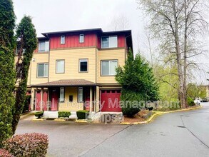 Building Photo - 2115 201st Pl SE