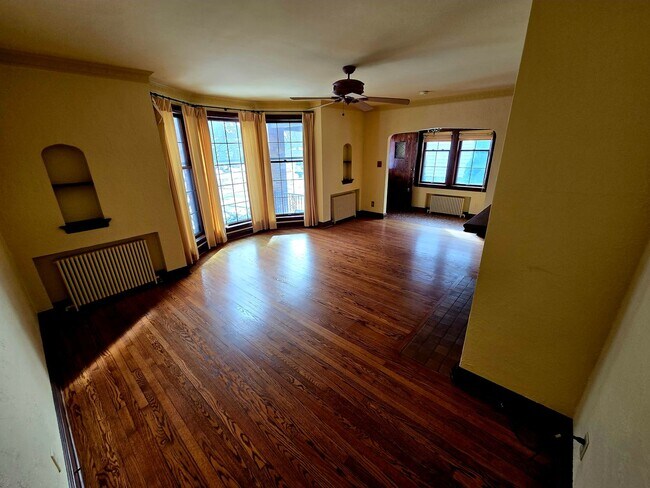 Building Photo - 519-521-521 N 50th St