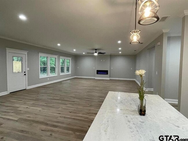 Building Photo - 13024 Clydesdale Ct