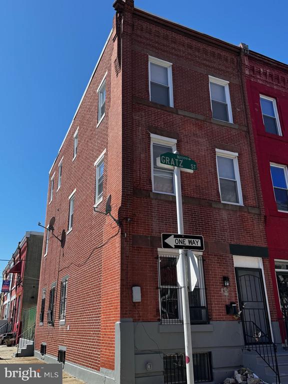 Primary Photo - 2036 N Gratz St