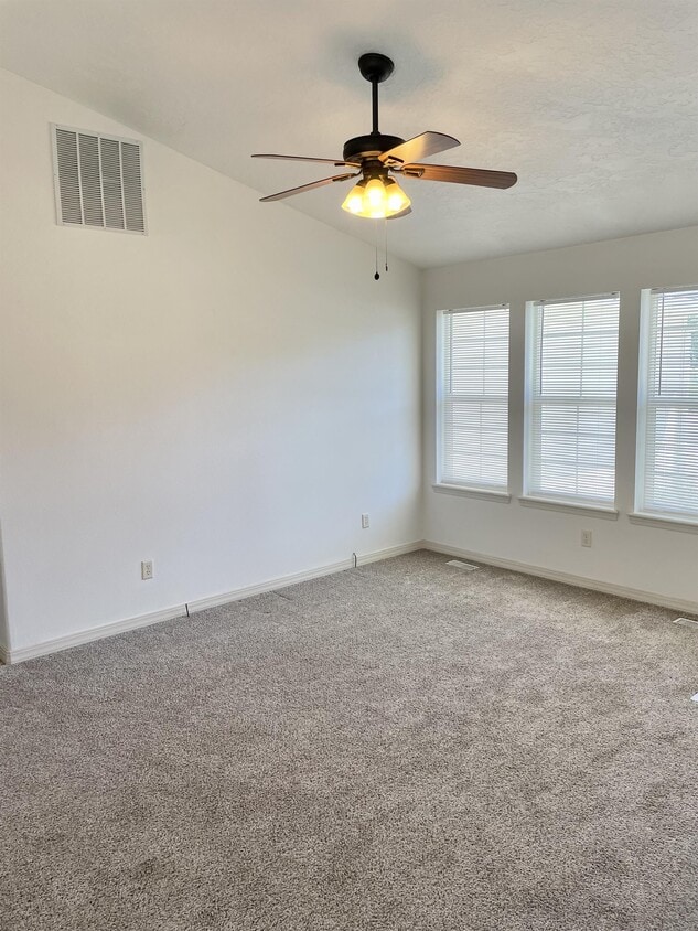 380 NW Foster Dr, Mountain Home, ID 83647 House for Rent in Mountain