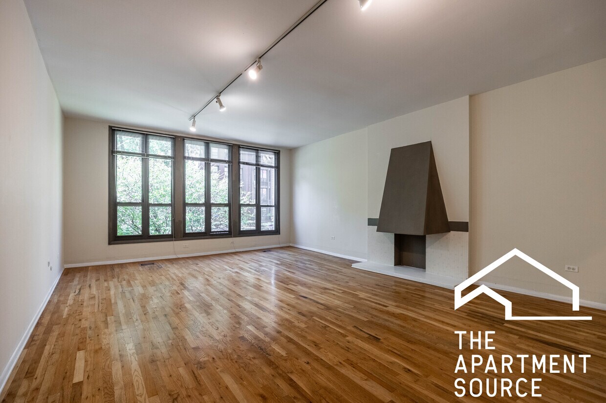 Foto principal - 1427 N Dearborn St