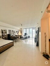 Building Photo - 465 Brickell Ave