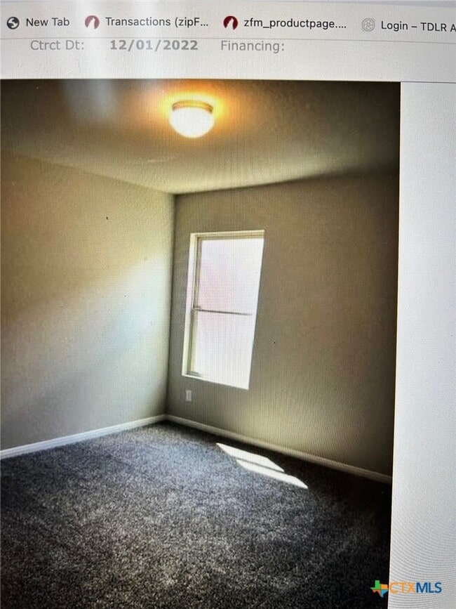 Building Photo - 1109 Elm Fall