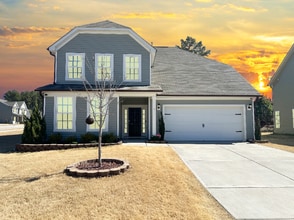 Building Photo - 5 Misty Grv Trl