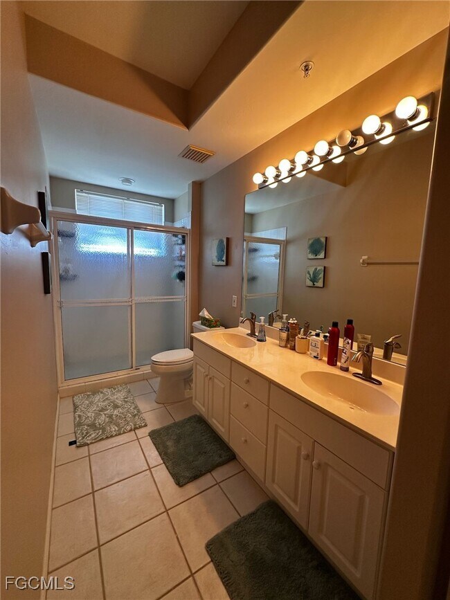 Building Photo - 17020 Willowcrest Way