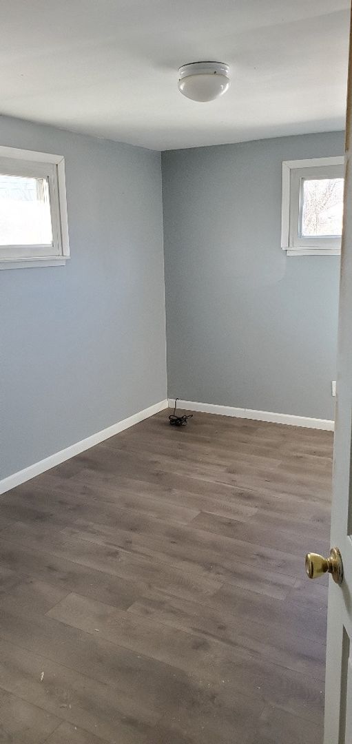 Building Photo - 3BEDROOM DUPLEX FOR RENT