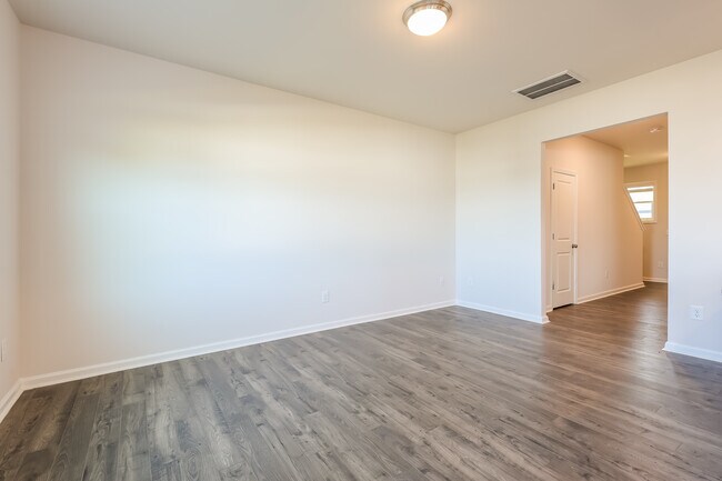 Foto del edificio - 20 Apricot Ln