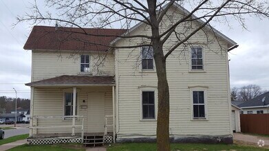 Building Photo - 302 N 2nd Ave