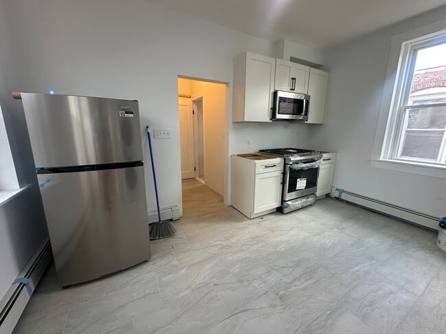 Building Photo - 57 Lubec St