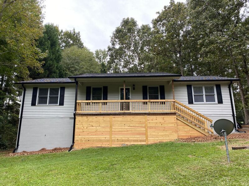 Foto principal - 7045 Hickory Dr