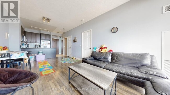 Building Photo - 339 Rathburn Rd W