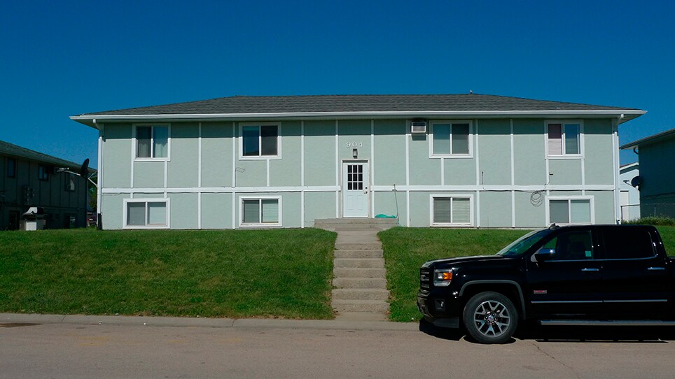 Primary Photo - 904 Church Ave