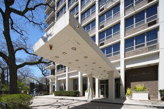 Building Photo - 88 W Schiller St