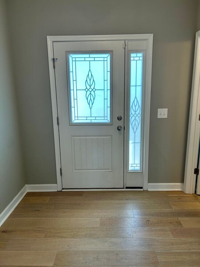 Building Photo - Beautiful 3/2.5 Home in Leland!
