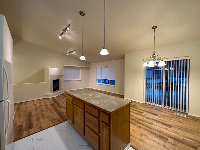 Foto del edificio - 13748 Fire Creek Trail Dr