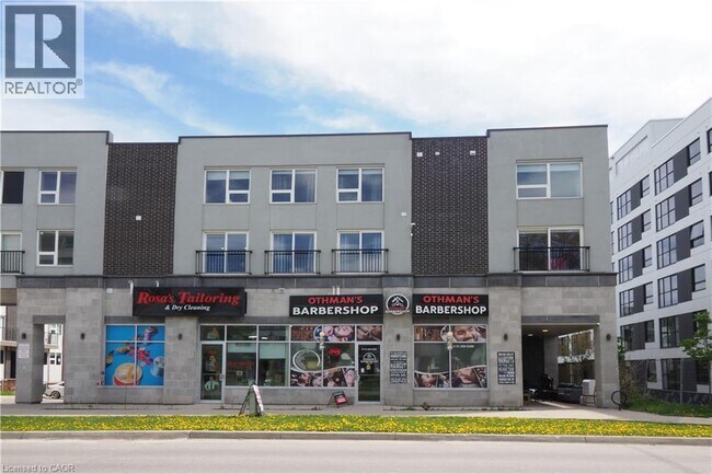 Building Photo - 288 Albert St