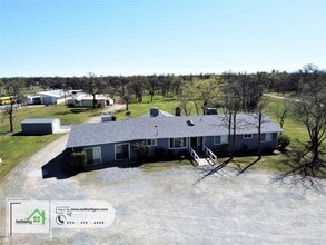 Building Photo - 3253 Tarmac Rd