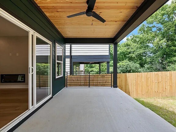 Foto del edificio - 2128 12th Ave N