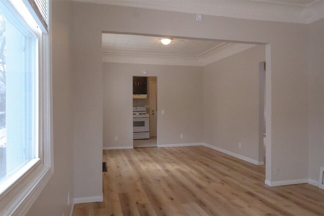 Foto del edificio - 2126 Lexa Dr