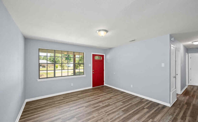 Foto del edificio - 410 W 16th St