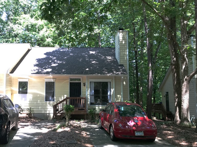 Building Photo - 123 Lantern Way