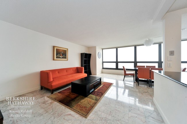 Foto del edificio - 360 E Randolph