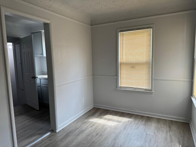 Foto del edificio - 9430 Philip St